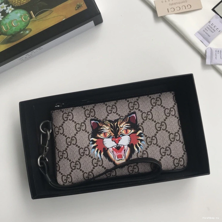 First bag ru Gucci GG 0719